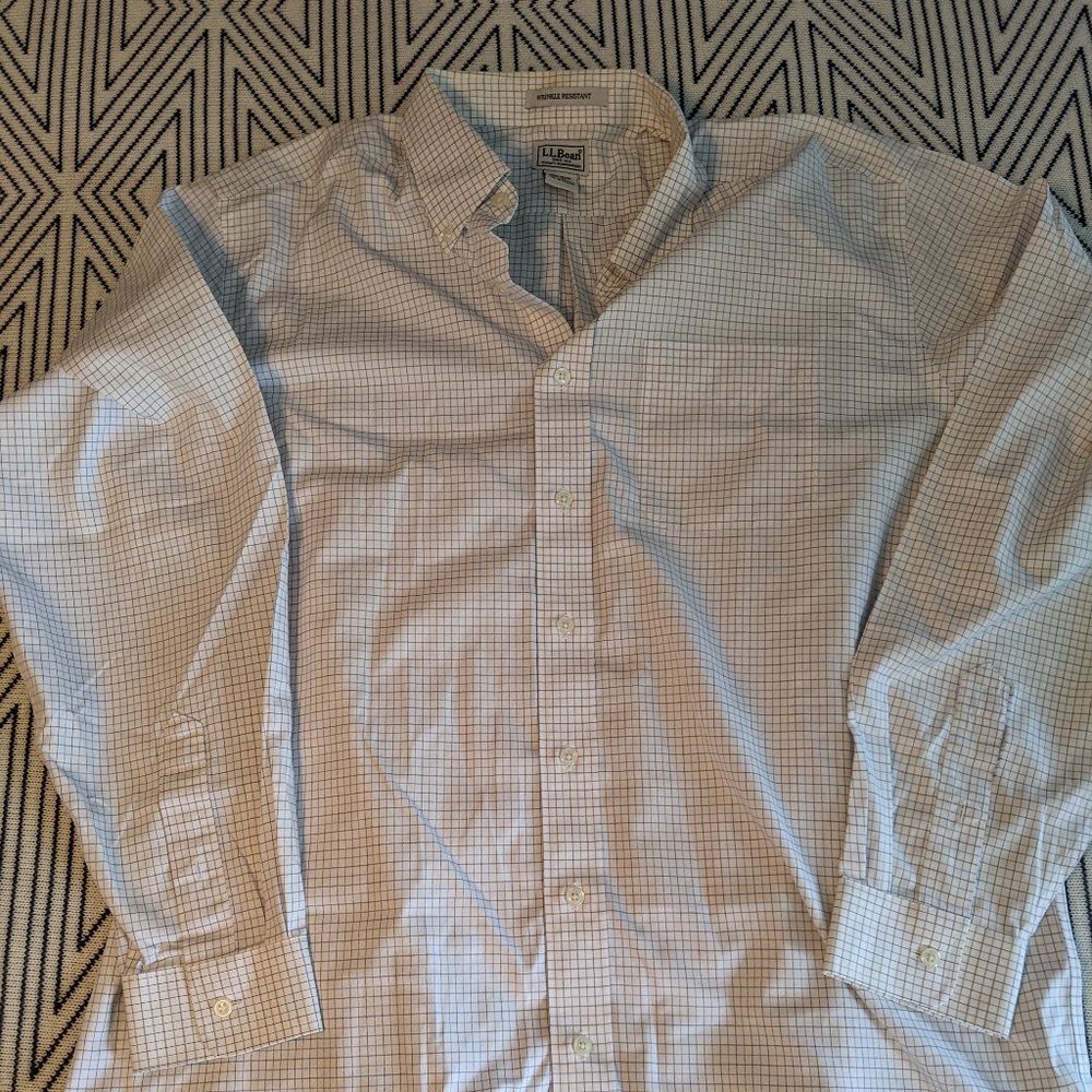 NWOT LL Bean Wrinkle Resistant Button Down
